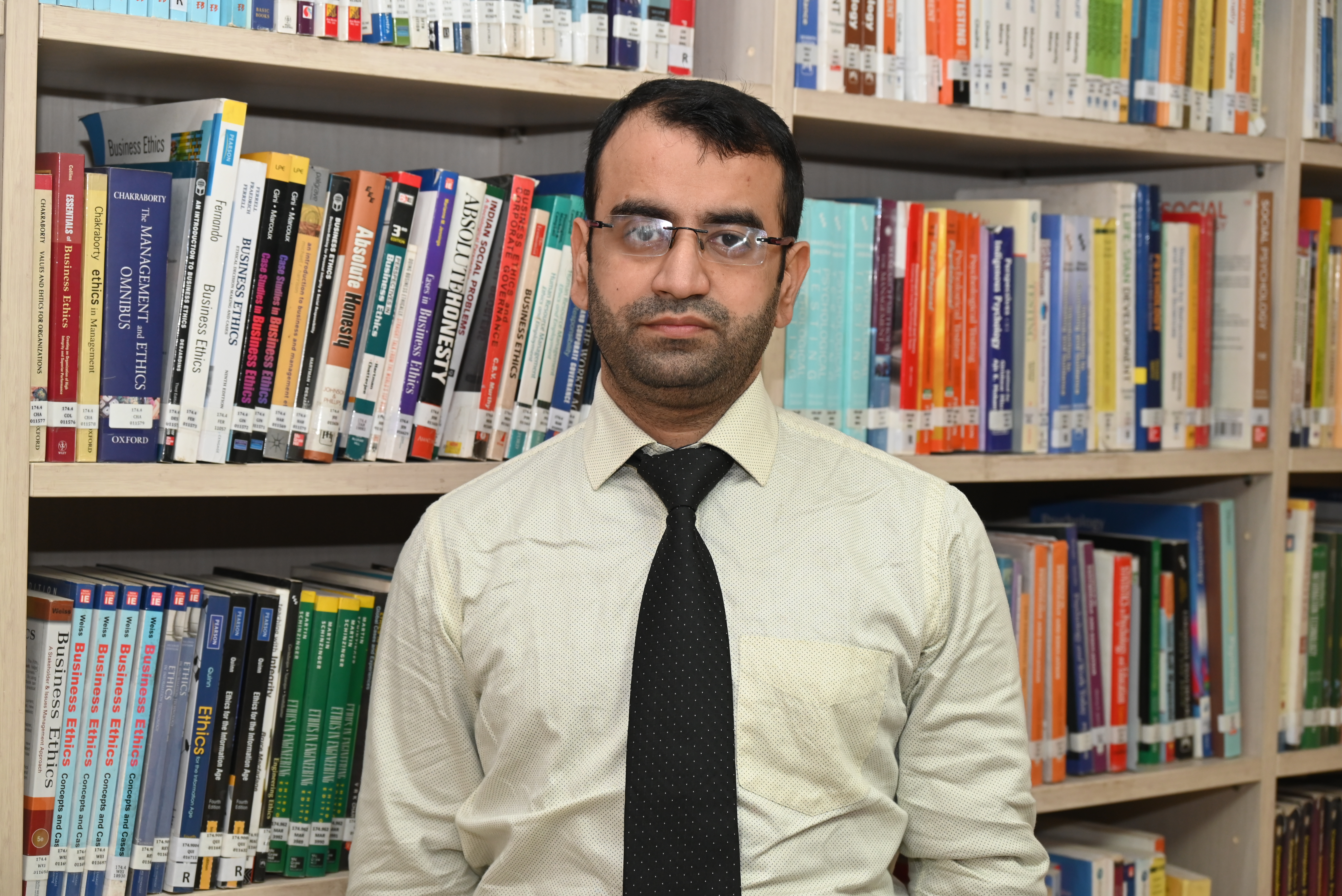 Dr. Sumit Bhardwaj