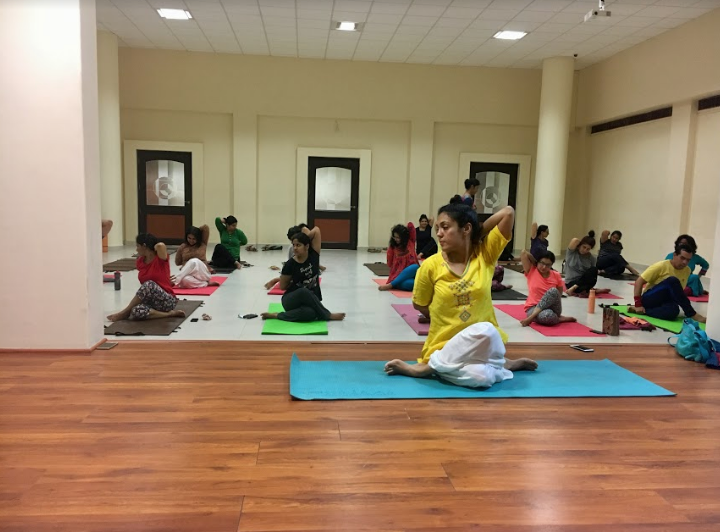 Workshop on Yoga, Pranayama and Shudhikriya organised at School of Education, GD Goenka University