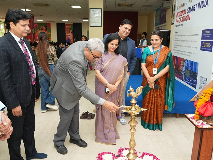 gd goenka university
